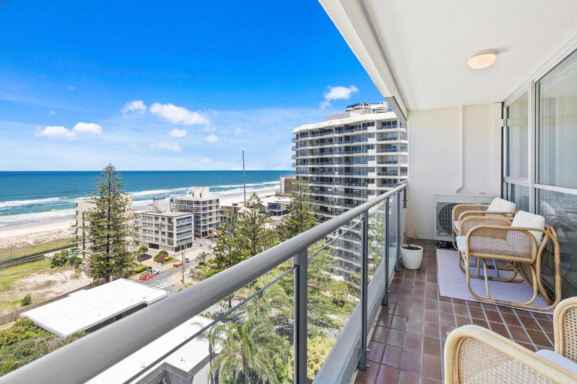 Baronnet Apartments Gold Coast Exterior foto