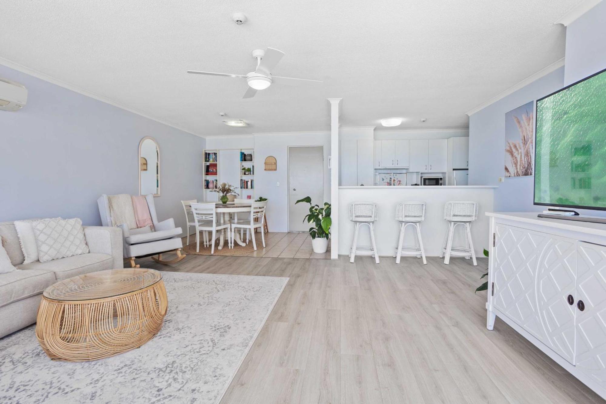 Baronnet Apartments Gold Coast Exterior foto